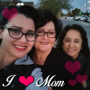 Meet your Posher, Dee